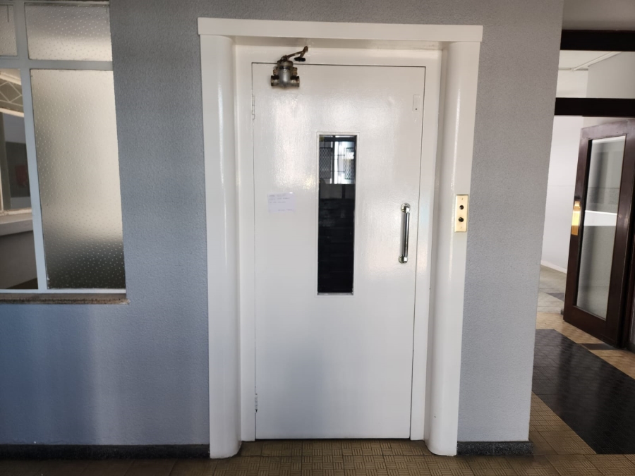 2 Bedroom Property for Sale in Humewood Eastern Cape